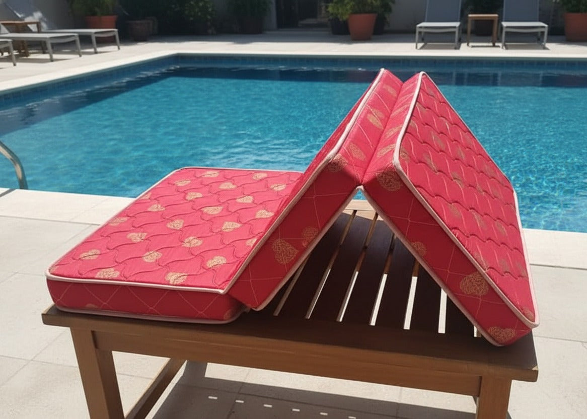 Sleepinmat Soft Collection Folding Mattress 72x36x4 Inch Portable & Space Saving High Density Foam Bed Mattress (Foam)